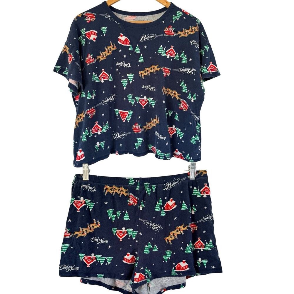 Old Navy Believe Santa Sleigh Winter Scene Short Sleeve Shorts Pajama Set Large